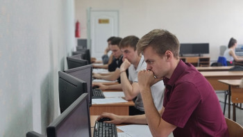 Студенты информационных технологий на демонстрационном экзамене